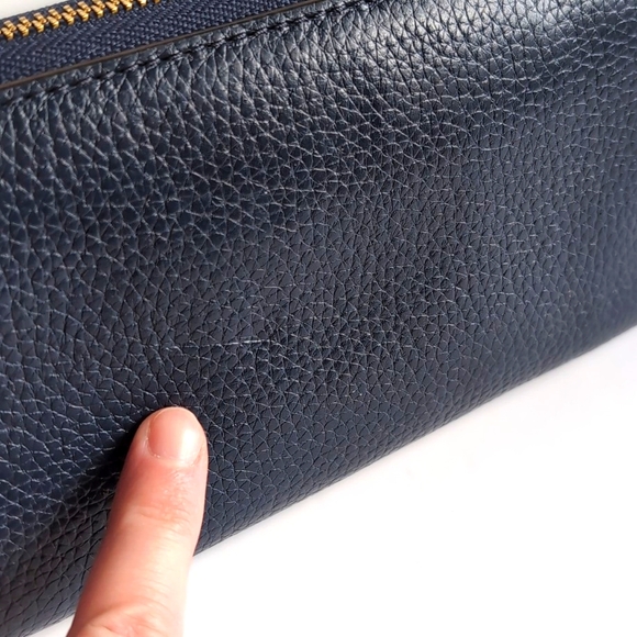 Michael Kors Jet Set Navy Blue Travel Zip Around Leather Wallet - Picture 15 of 15